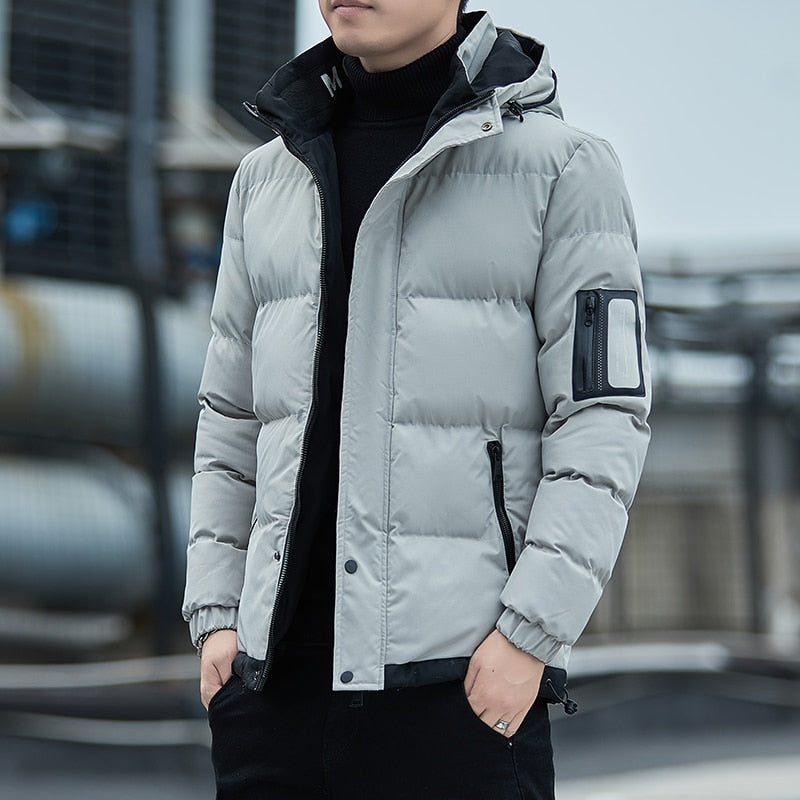 Jaqueta Masculina Esportiva Puffer com Capuz Jaqueta Masculina Esportiva Puffer com Capuz - Cinza / P casaco com capuz, casaco de inverno masculino, casaco esportivo, casaco masculino, jaqueta com capuz, jaqueta esportiva, jaqueta homem, jaqueta masculina, jaqueta puffer