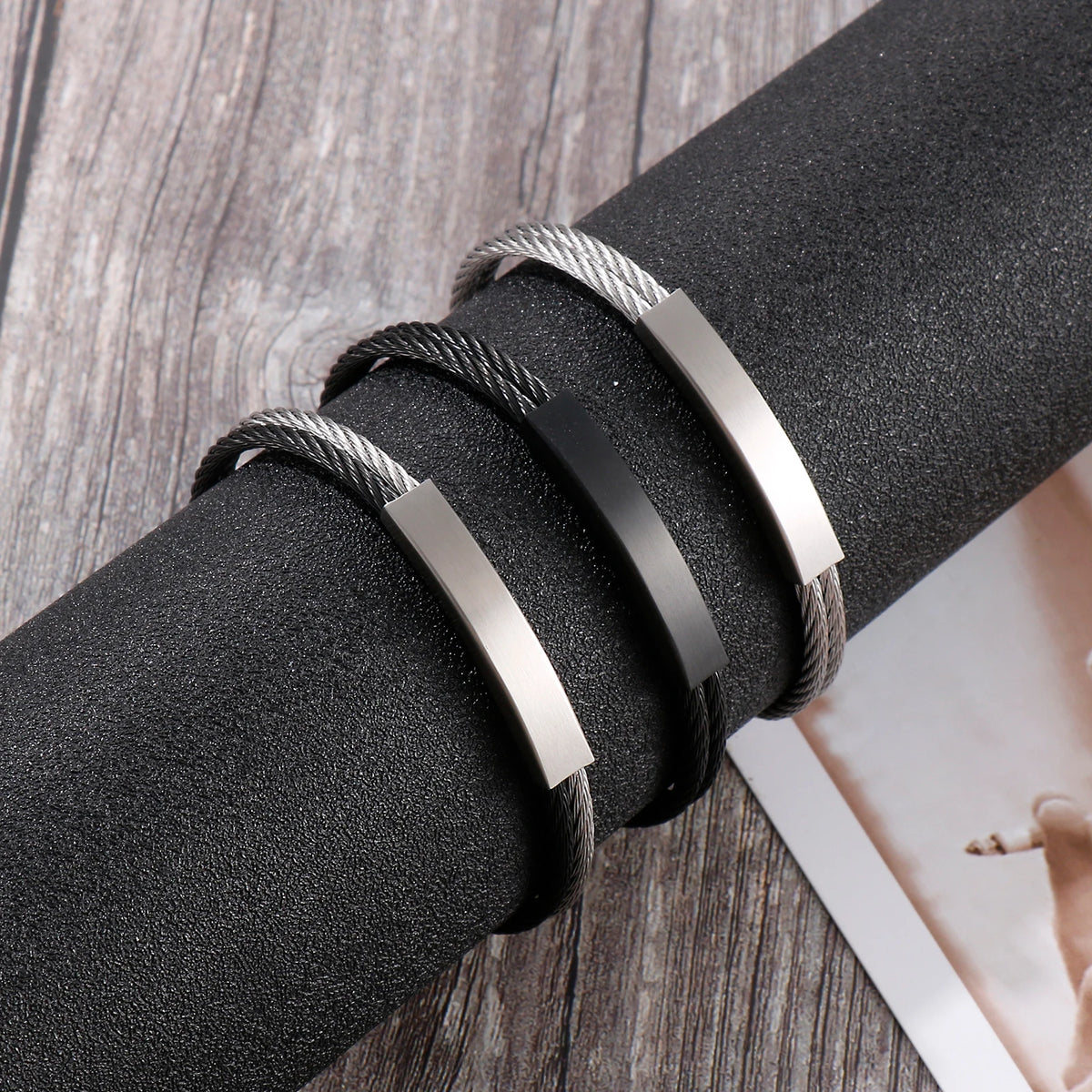 Bracelete Cuff Alden de Aço Inoxidável Bracelete Cuff Alden de Aço Inoxidável - Prata acessórios masculinos 2022, acessórios masculinos moda, bracelete, bracelete de aço, bracelete em aço, bracelete masculino, loja de acessórios masculinos, mercado de acessórios masculinos, pulseiras