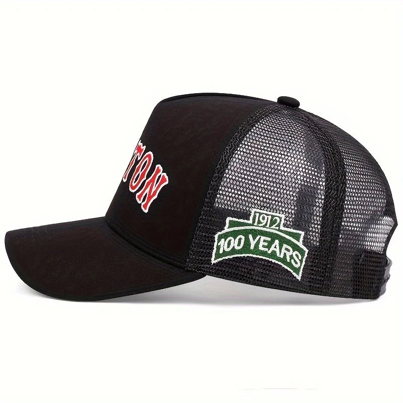 Boné Trucker Boston 100 Years Aba Curva Boné Trucker Boston 100 Years Aba Curva - Preto 